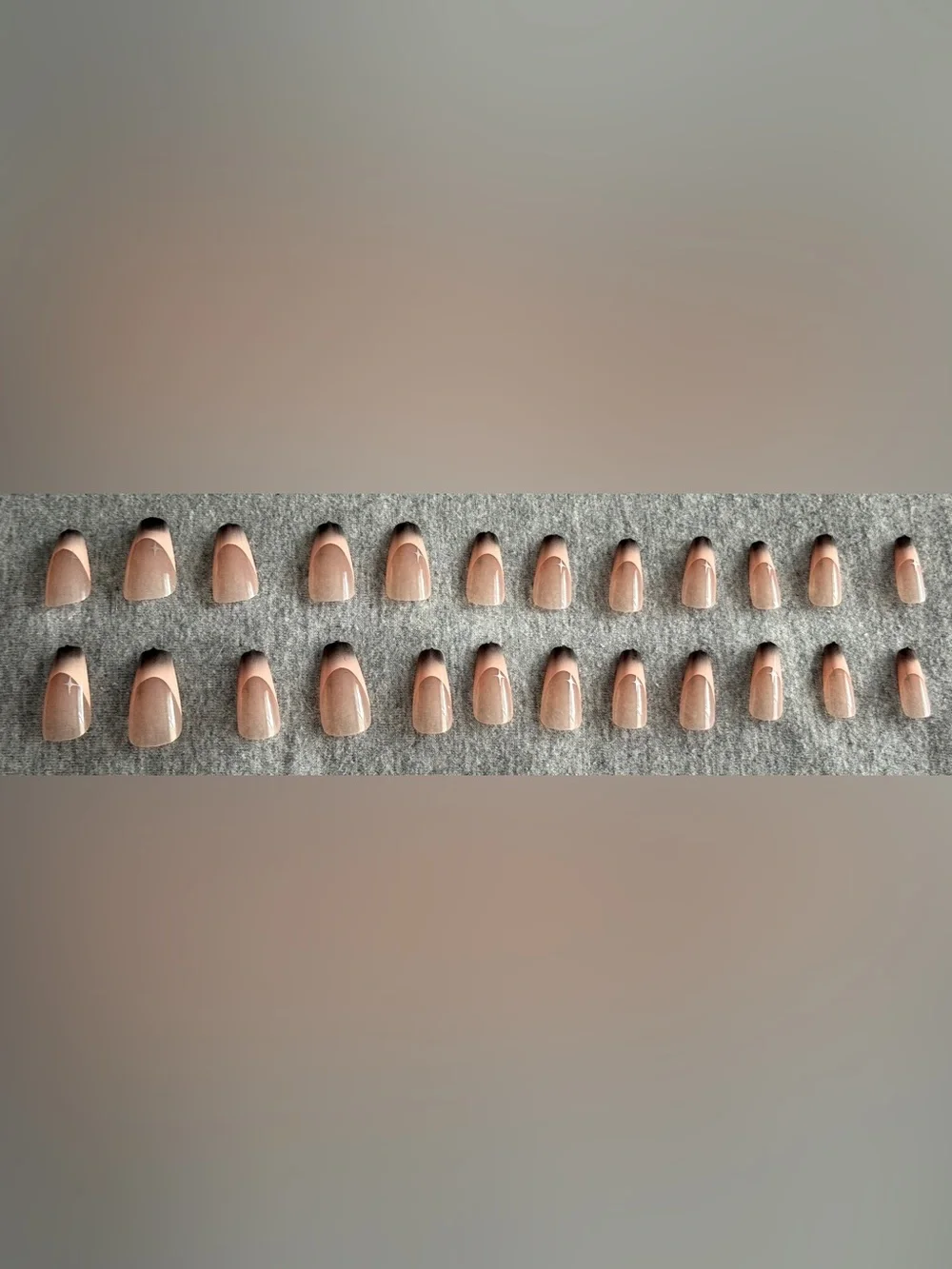 Neutral Ombre Press-On Nail Set — Nude to Black